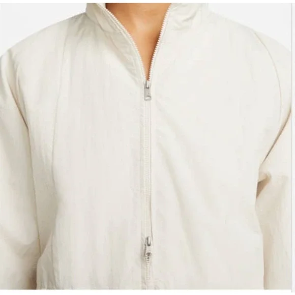 Jordan Women's Essential's Lightweight Overweight Jacket in Light Orewood Brown - Picture 3 of 11